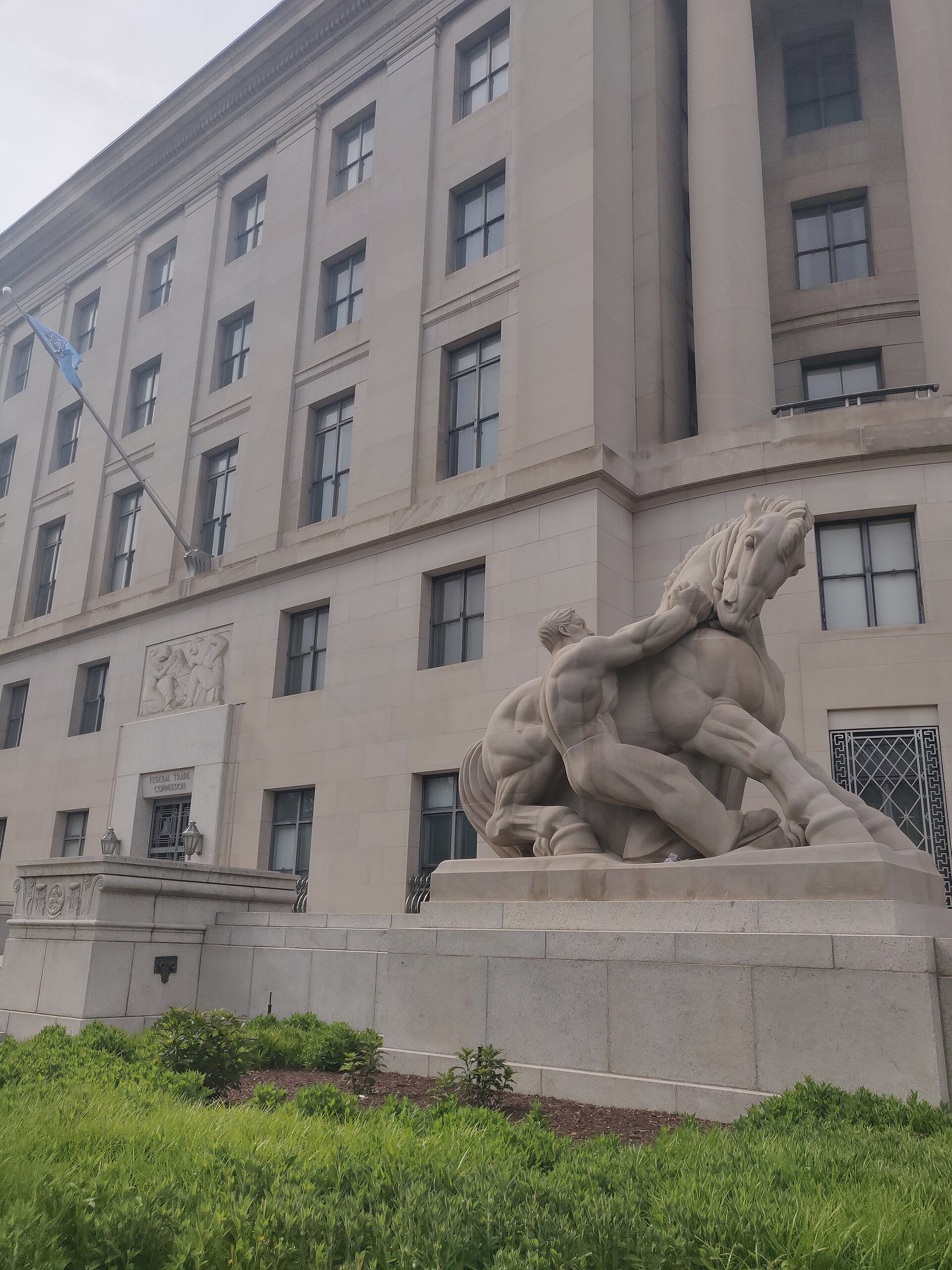 New York City's subscription-cancellation rule takes effect this fall. The national rule that would have covered every state fell six days before its compliance date, on a procedure the agency's own judge had flagged more than a year earlier.